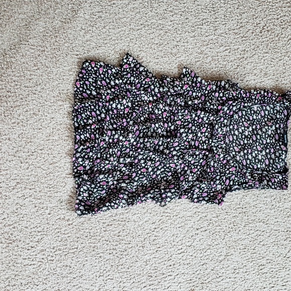 Pretty Express Lightweight Tiered Ruffles Floral Black Tank Top - Picture 7 of 10